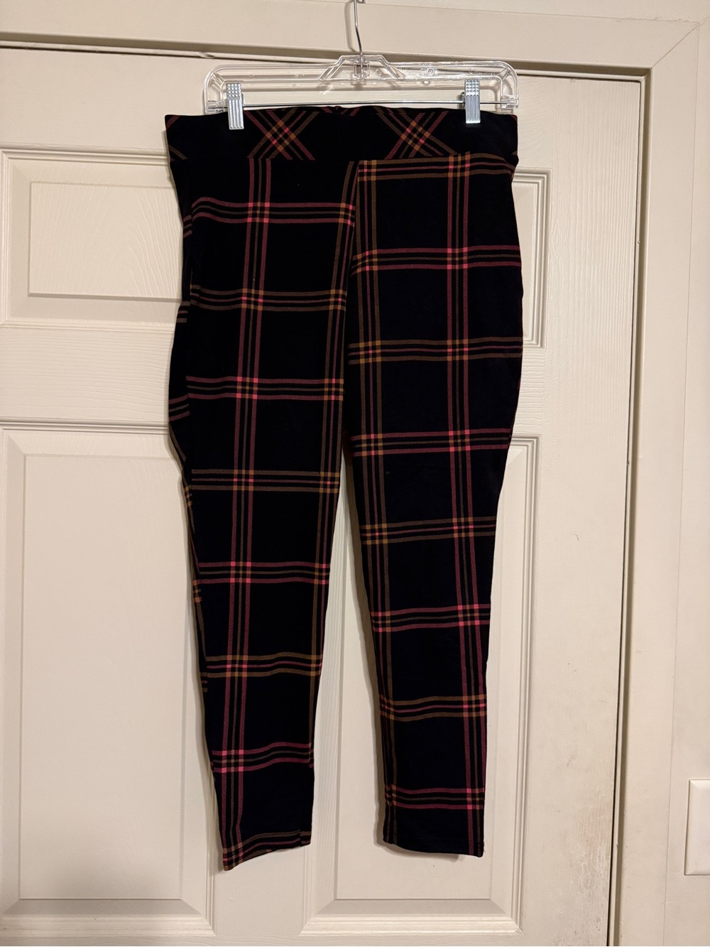 Torrid Black Dolly Plaid Full Length Cotton Leggings Size 1XL